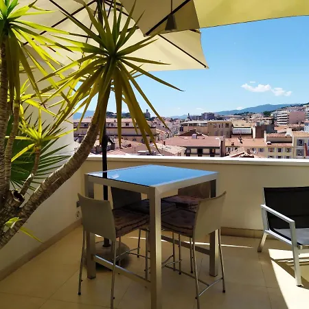 Top Floor Apartment With Terrasse, Close To Croisette Appartement Cannes