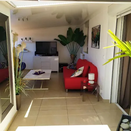 Top Floor Apartment With Terrasse, Close To Croisette * Cannes